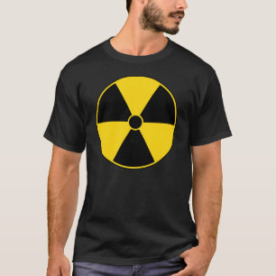 T-shirt jaune de symbole de rayonnement