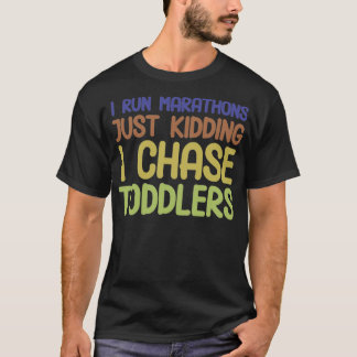 T-shirt Je chasse les jeunes Enseignants Funny Pré-Écoles 