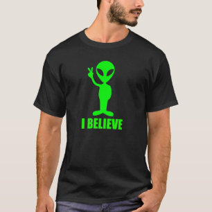 T-shirt Je crois la conception verte d'UFO d'alien