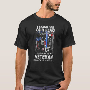 T-shirt Je me tiens pour notre drapeau agenouillé pour la