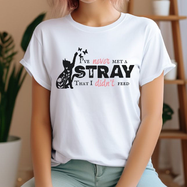T-shirt Je n'ai jamais rencontré un chat noir et rose étra (Créateur téléchargé)
