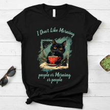 Je n'aime pas le matin, le chat boit du café