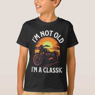 T-shirt Je ne suis pas vieux, je suis un classique - Fête