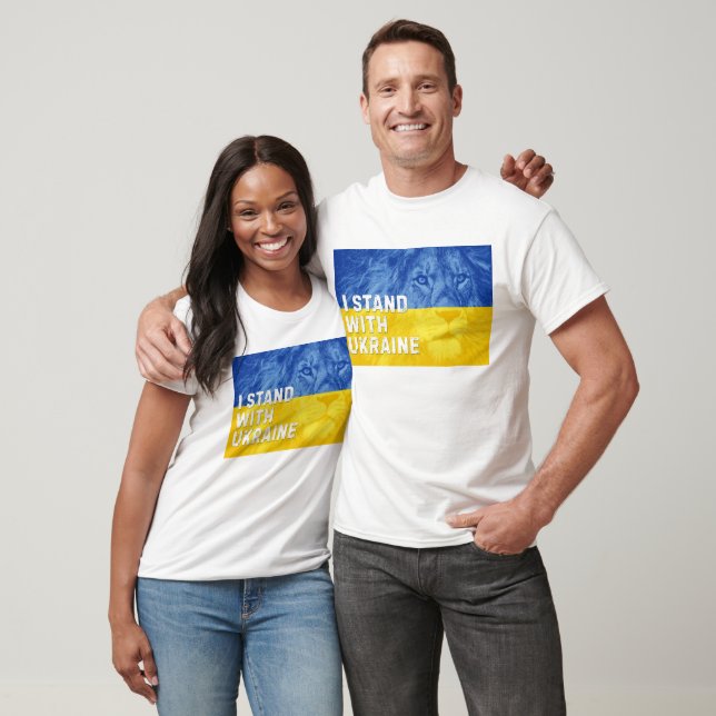 T-shirt Je Suis Avec L'Ukraine. Arrêtez la guerre. Lion Ki (Unisexe)