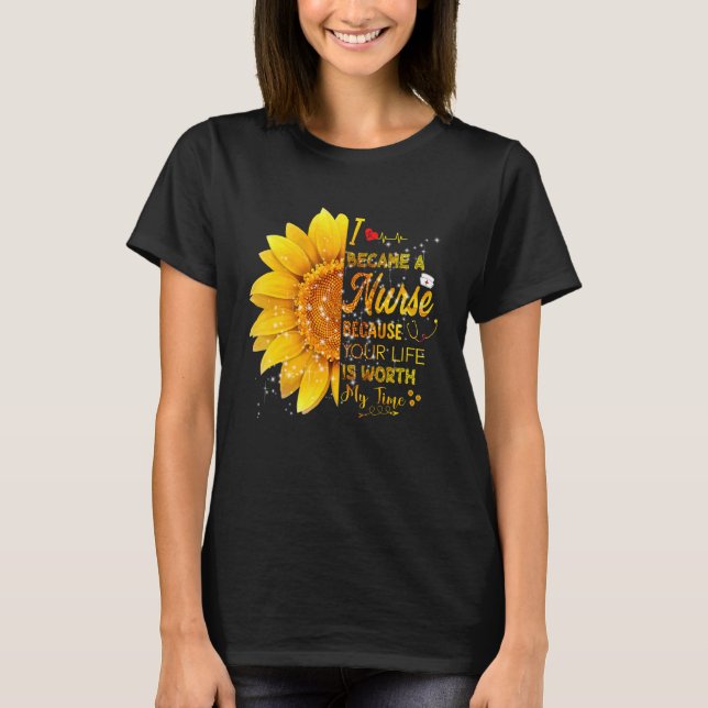 T-shirt Je Suis Devenu Infirmière Sunflower Nurse Day 2022 (Devant)