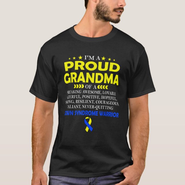 T-shirt Je suis fière grand-mère de DOWN SYNDROME guerrier (Devant)