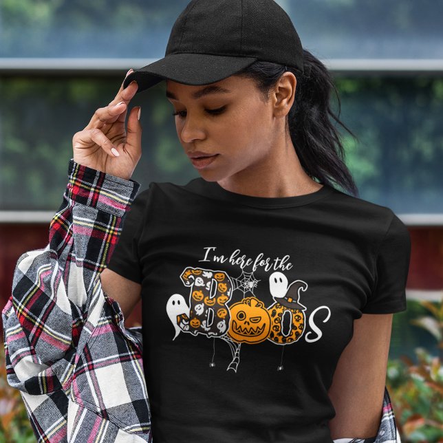T-shirt Je suis ici pour les Boos (Get into the spirit of Halloween with this fun tee!)