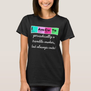 T-shirt Je suis mignon (les éléments de la table