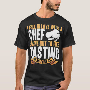 T-shirt Je Suis Tombée Amoureuse Du Chef Donc Elle Est Arr