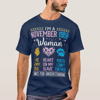 T-shirt Je Suis Une Femme De Novembre 1958 Qui Tire Dans M