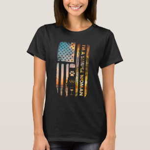 T-shirt Je suis une femme simple Camping Vins Flip Flops C