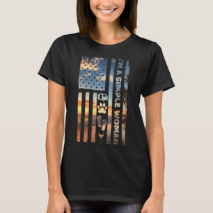 T-shirt Je Suis Une Simple Femme Camping Vin Flip Flops Ch