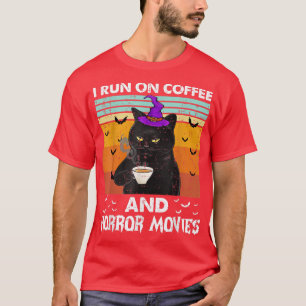 T-shirt Je tourne avec du café et des films d'horreur Hall