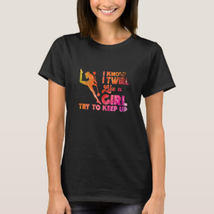 T-shirt Je tourne comme une fille qui fait tournoyer un bâ