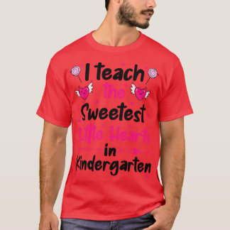 T-shirt J'Enseigne Le Petit Coeur Le Plus Doux Maternelle
