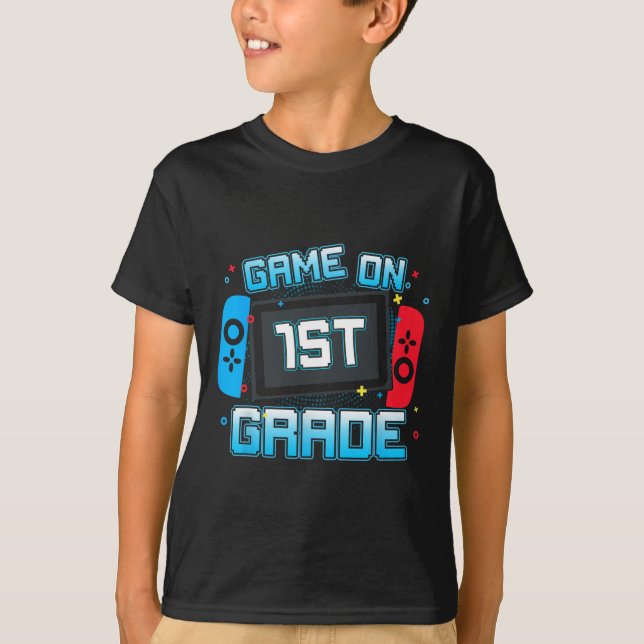 T-shirt Jeu De Joueur De 1Ere Année Retour À L'École Garço (Devant)