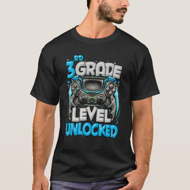 T-shirt Jeu déverrouillé de 3e année en 3e année Retour à (Devant)