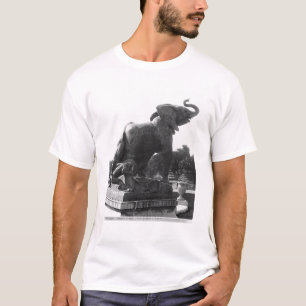 T-shirt Jeune éléphant attrapé dans un piège