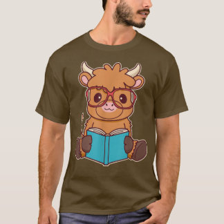 T-shirt Jolis bovins des Highlands écossais lisant un livr