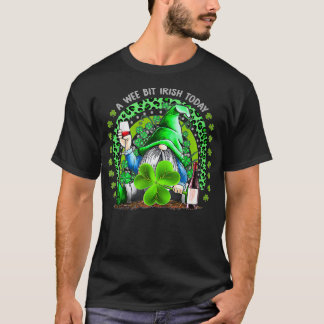 T-shirt Jour de la Saint Patrick Irlandais Gnome Boire Vin