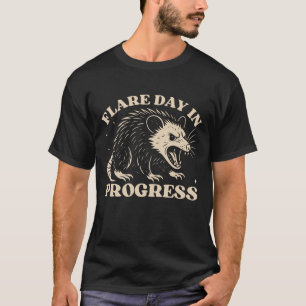 T-shirt Jour de l'éruption   Drôle Opossum Sarcastique