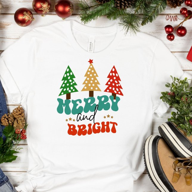 T-shirt Joyeuses et brillantes fêtes Arbres de Noël (Créateur téléchargé)