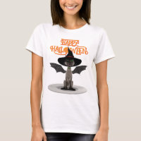 Joyeux Halloween. Chat avec ailes et casquette de 