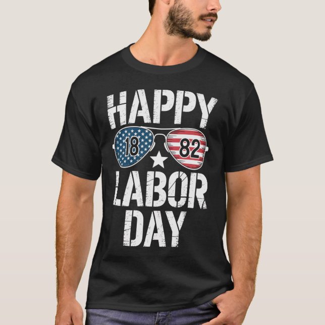 T-shirt Joyeux Lunettes de soleil de la fête du travail 18 (Devant)