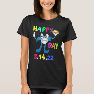T-shirt Joyeux Pi Day 2022 Drôle Pi Tenant Une Tarte Porta