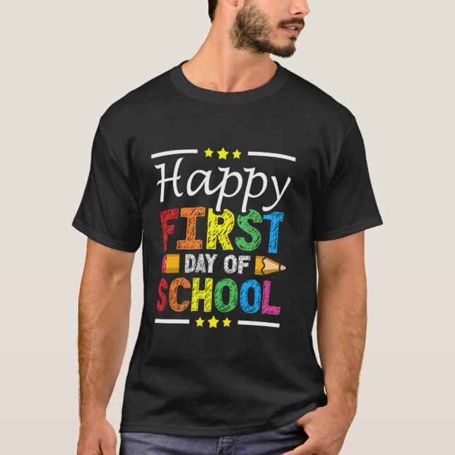 T-shirt Joyeux Premier Jour De L'École Élèves De Niveau Pu (Devant)