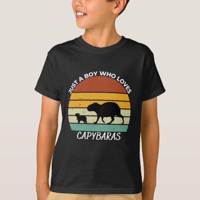 T-shirt Just a boy who loves capybaras (Devant)