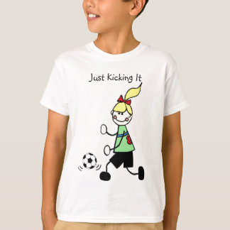 T-shirt Juste le donnant un coup de pied le football