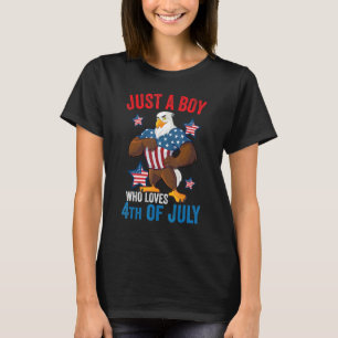 T-shirt Juste Un Garçon Qui Aime 4 juillet Aigle Américain