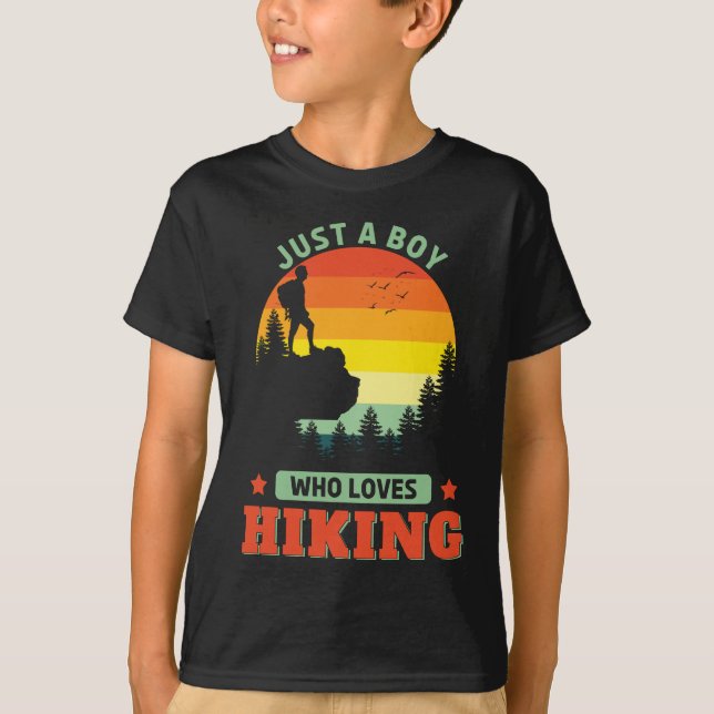 T-shirt Juste Un Garçon Qui Aime Le Randonneur En Plein Ai (Devant)