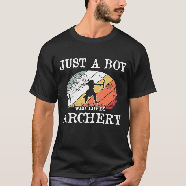 T-shirt Juste un garçon qui aime le tir à l'arc (Devant)