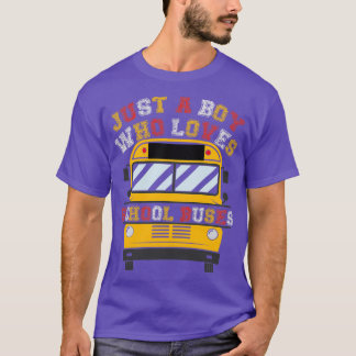 T-shirt Juste Un Garçon Qui Aime L'École Bus 32