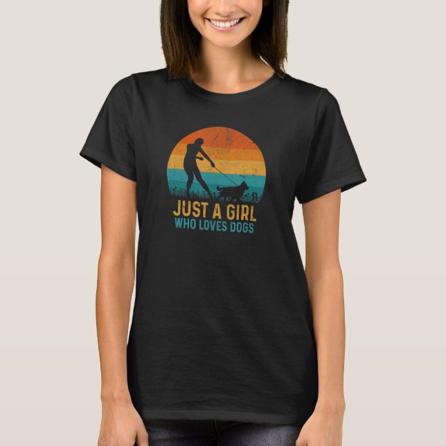 T-shirt Juste Une Fille Qui Aime Les Chiens Coucher Le Sol (Devant)