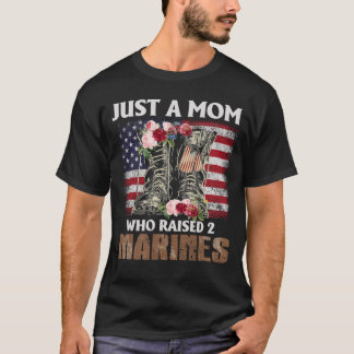 T-shirt Juste Une Maman Qui A Élevé Marines Drapeau Améric