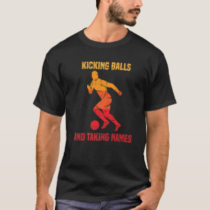 T-shirt Kickball - Kicking Balls Et La Prise De Noms - Cam