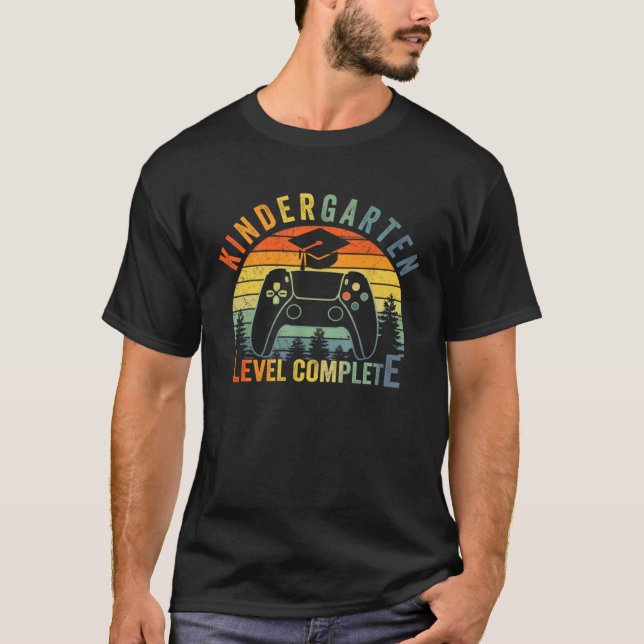 T-shirt Kindergarten Graduation  Level Complete Video Game (Devant)