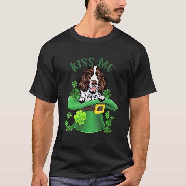 T-shirt Kiss Me English Springer Spaniel Shamrock Clover f (Devant)