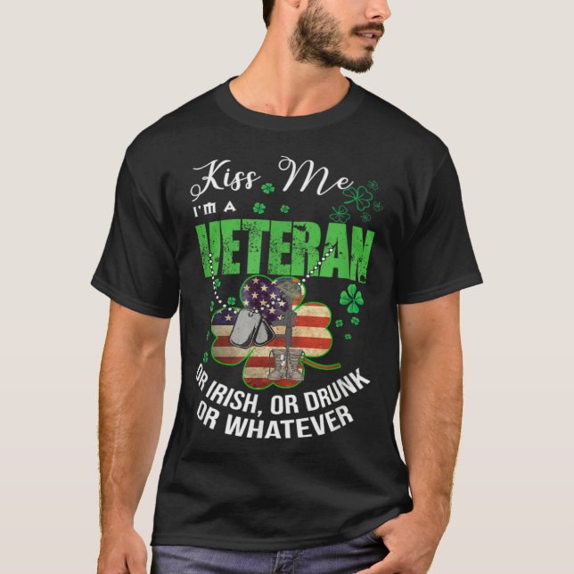 T-shirt Kiss Me I m A Veteran Irish American Shamrock Flag (Devant)