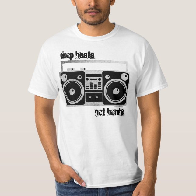 T-shirt La baisse bat pas la chemise de boombox de bombes (Devant)