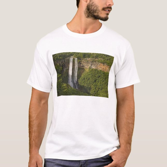 T-shirt La cascade de Chamarel la plus haute de l'île Maur (Devant)