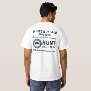 T-shirt La chemise de Buffalo des hommes blancs dehors