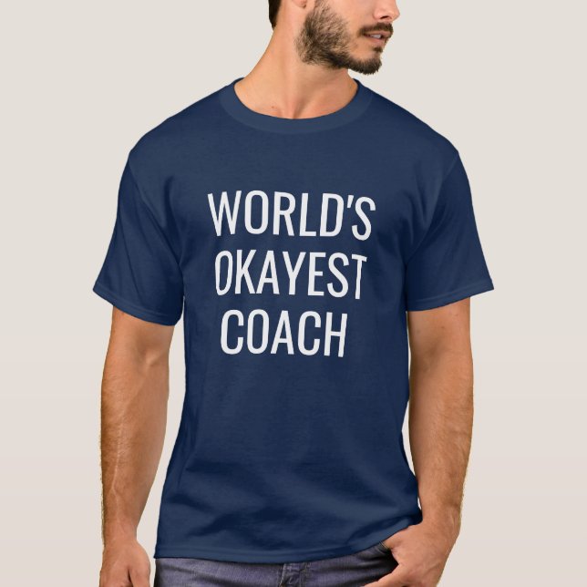 T-shirt La chemise des hommes drôles d'entraîneur (Devant)