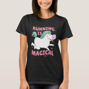 T-shirt La course est une licorne magique