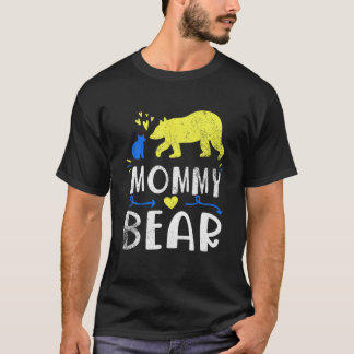 T-shirt La famille de l'ours de la mère qui s'est rapproch