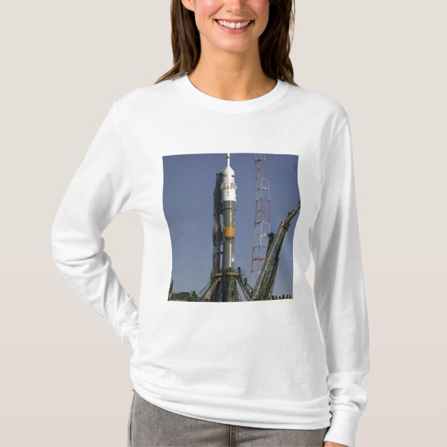 T-shirt La fusée Soyouz est montée en position 2 (Devant)