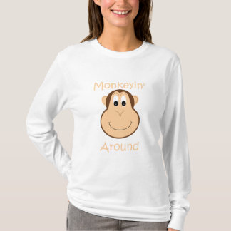 T-shirt La longue douille des femmes mignonnes de